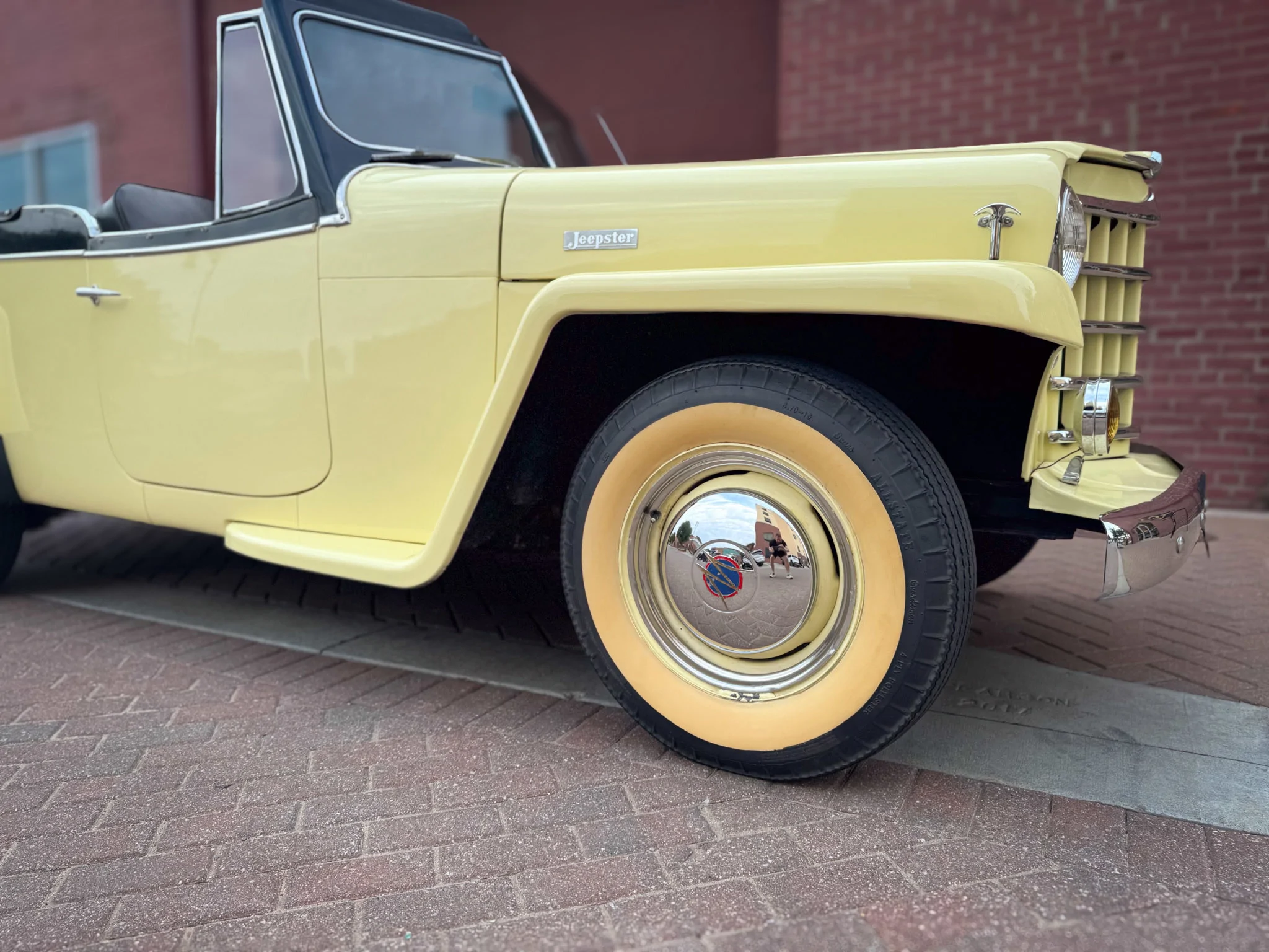car-tile-10