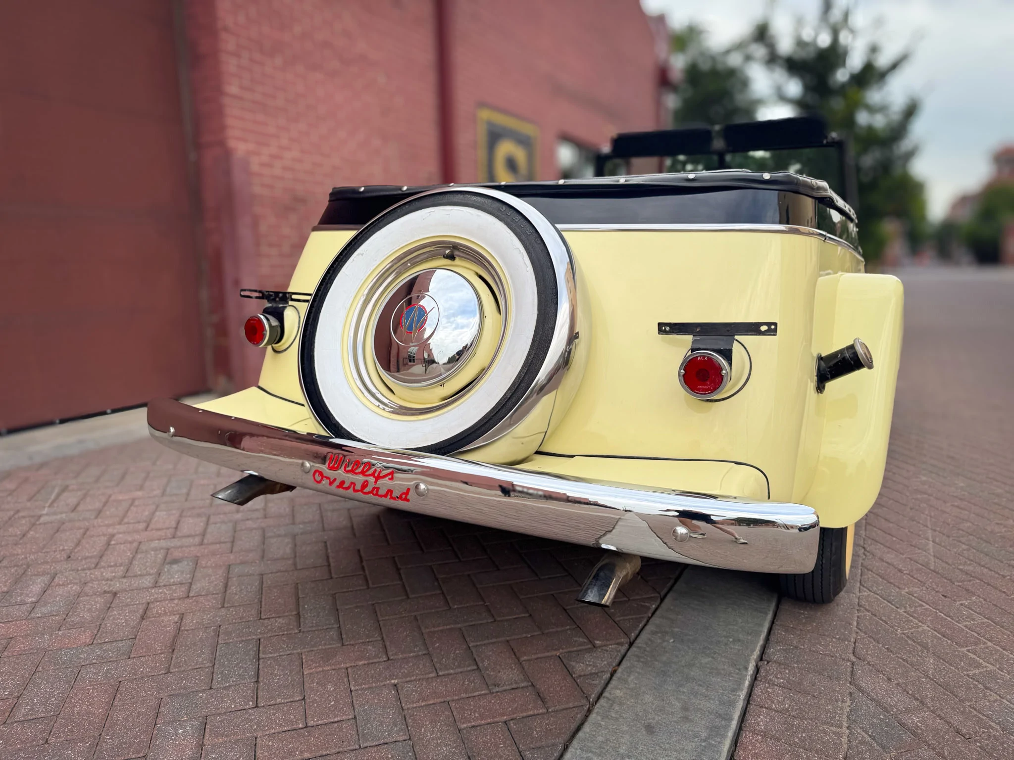 car-tile-13